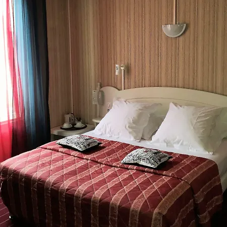 Hotel Du Commerce 2*