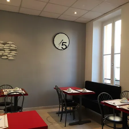 Hotel Du Commerce Les Sables-dʼOlonne