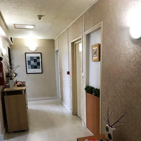 Hotel Du Commerce 2*