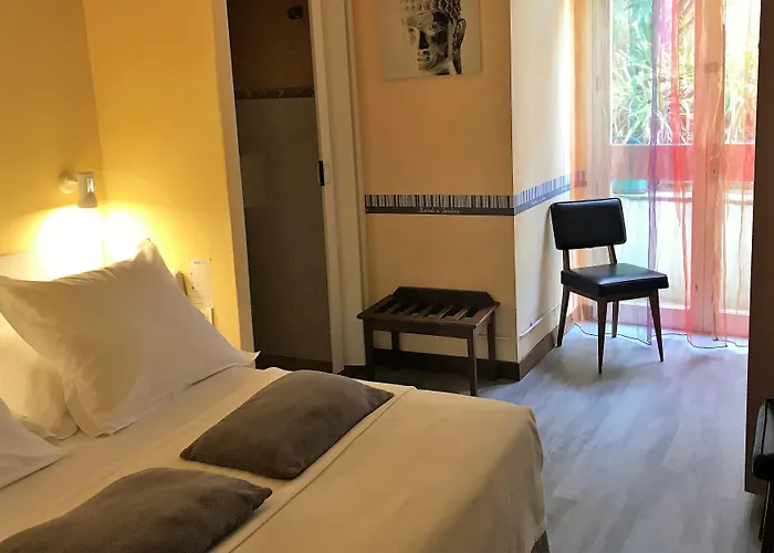 Hotel Du Commerce 2*